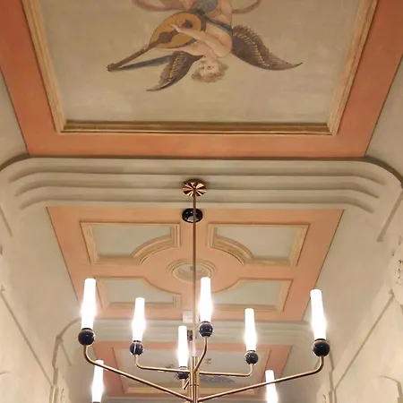 Daire Next To Wawel, Premium In By Koletek 3