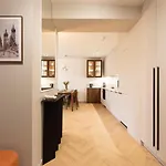 Premium By Wawel Castle, Krakow, Underground Parking *