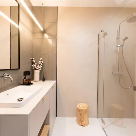 Apartment Premium By Wawel Castle, Krakow, Underground Parking *